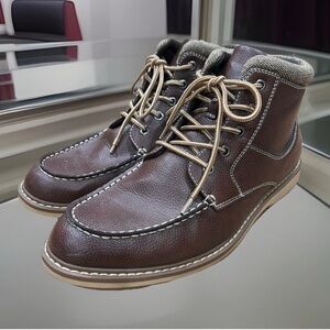 Men's Brown Flex Step Ankle Boot with Padded Collar and Contrast Stitching